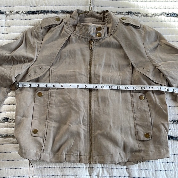 NWOT Daughters of the Liberation - Lightweight cropped jacket - Picture 12 of 14